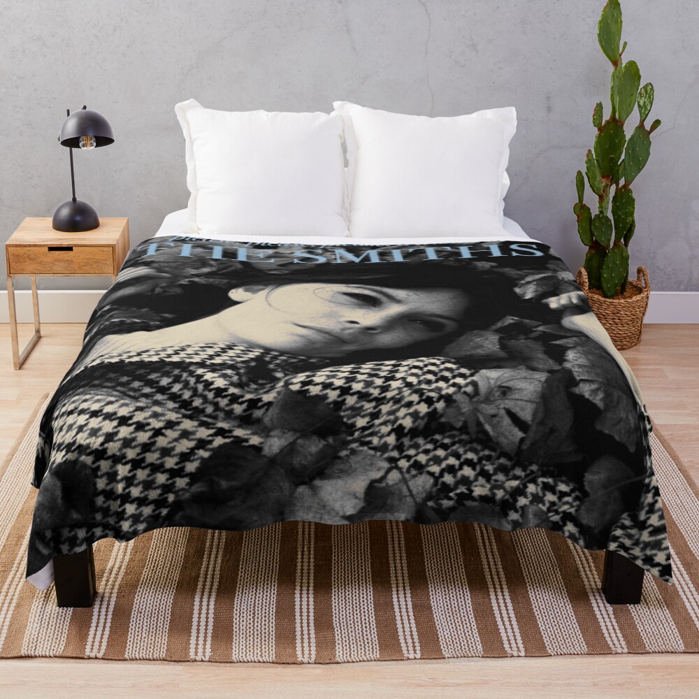 Classic Retro Throw Blanket