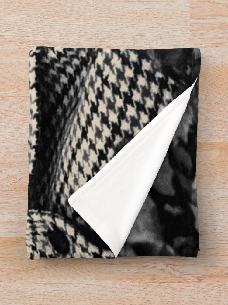Tribute To Girl Throw Blanket - Image 2